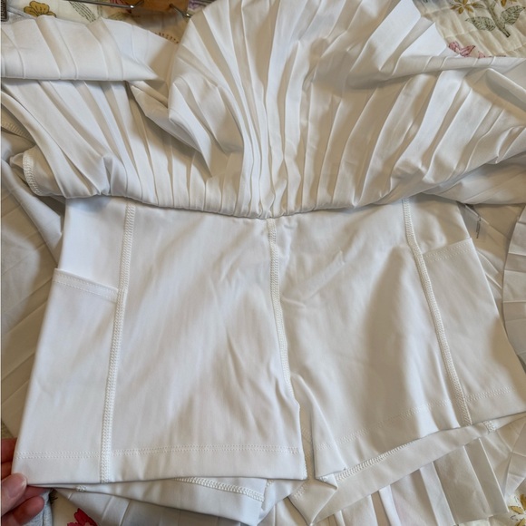 TNA White Pleated Mini Skirt - Picture 10 of 11